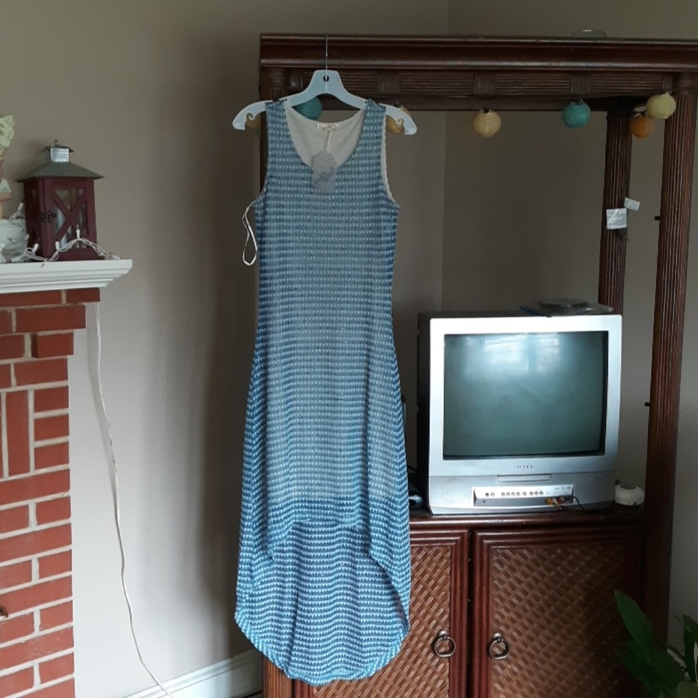 Ladies dress